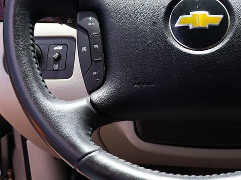 Used 2011 Chevrolet Impala LT FWD image 50