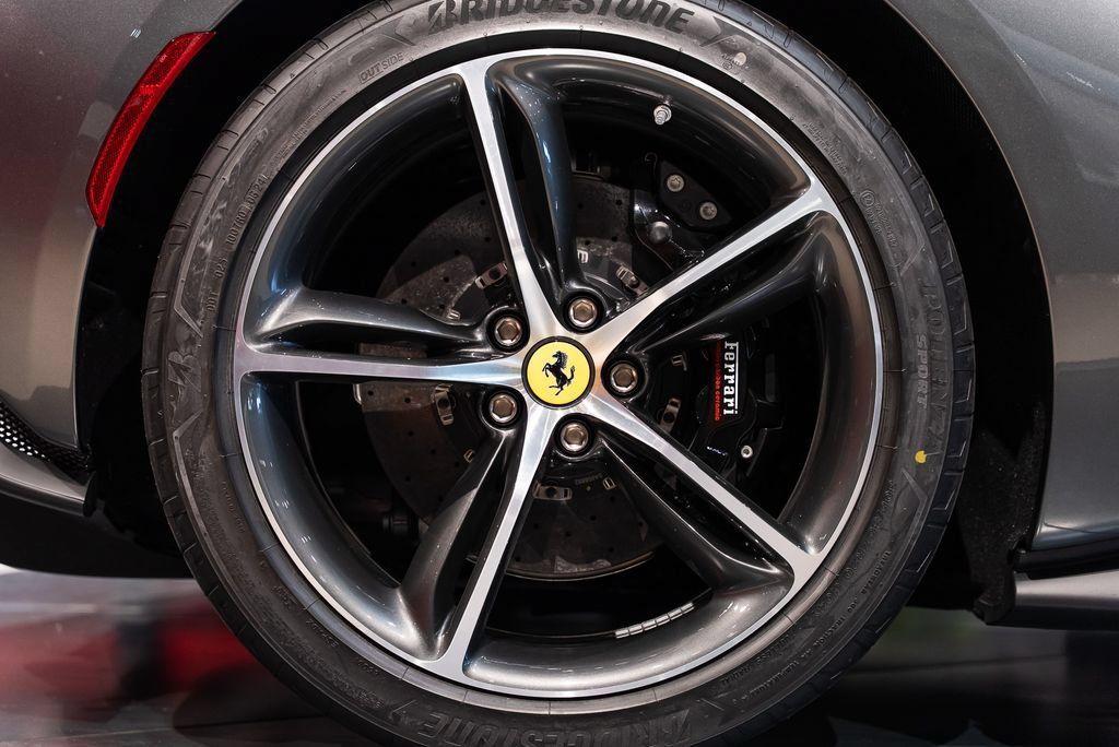 Certified 2025 Ferrari 296 GTB RWD image 15
