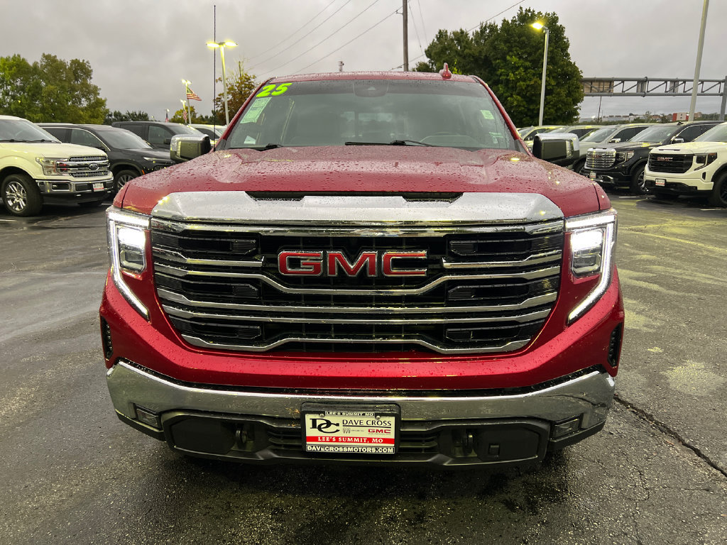 Used 2025 GMC Sierra 1500 SLT w/ SLT Convenience Package AWD/4WD image 3