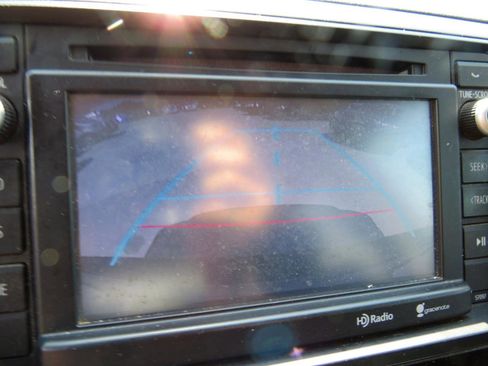 Used 2014 Toyota Sequoia SR5 w/ Sport Appearance Package image 20