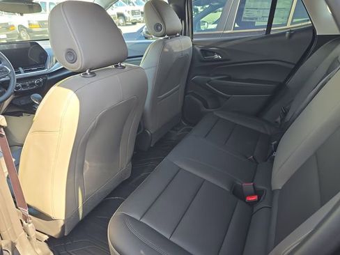 New 2026 Chevrolet Trax ACTIV w/ Driver Confidence Package image 9