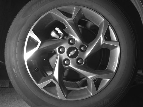 Used 2025 Chevrolet Trax LT w/ LT Convenience Package FWD image 15