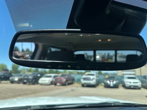 Used 2021 Nissan Titan SV w/ SV Convenience Package AWD/4WD image 9