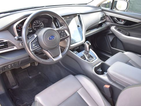 Used 2023 Subaru Outback Onyx Edition AWD/4WD image 3
