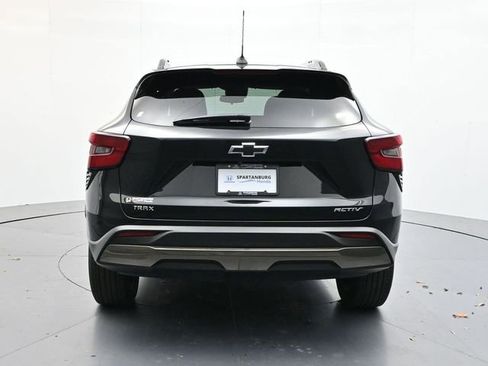 Used 2024 Chevrolet Trax ACTIV w/ Driver Confidence Package image 7