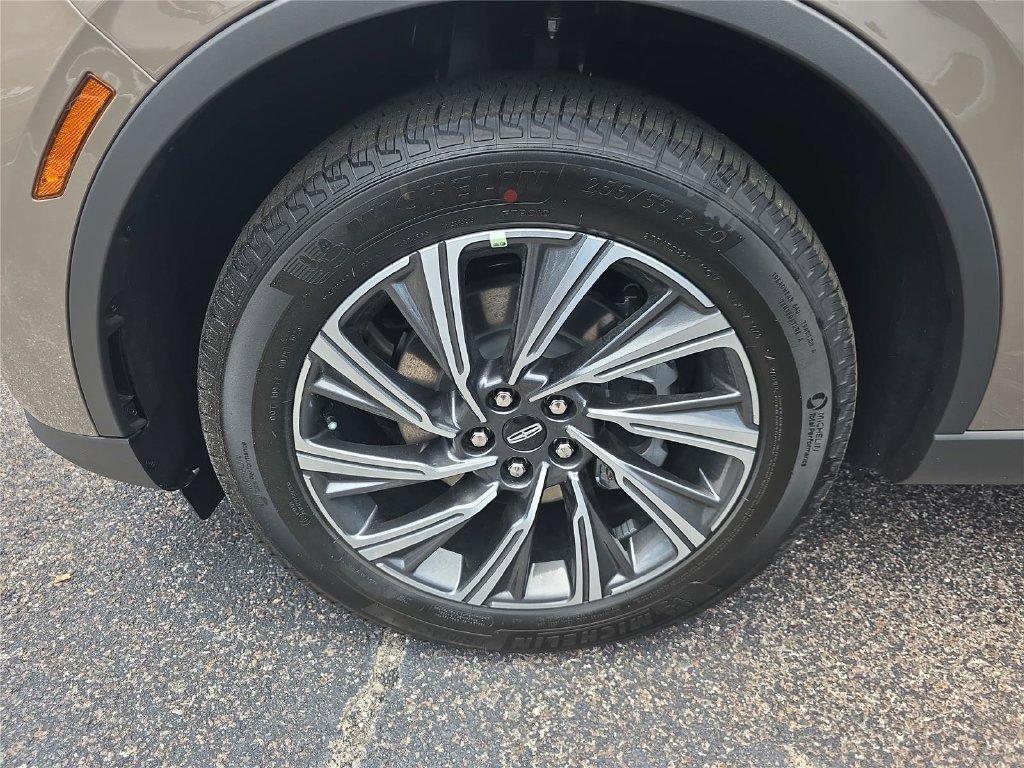 New 2026 Lincoln Aviator 2WD image 8