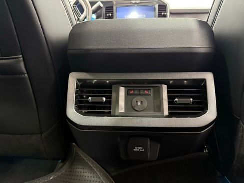 Used 2026 Ford F450 Platinum w/ FX4 Off-Road Package image 27