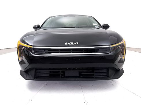 Certified 2025 Kia K4 FWD image 11