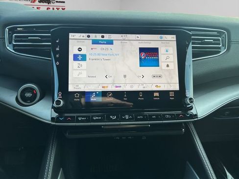 New 2026 Jeep Grand Wagoneer Limited w/ Convenience Group I image 16