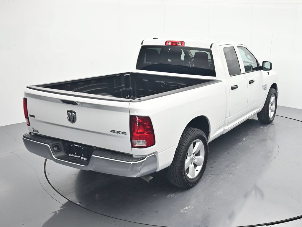 Used 2024 RAM 1500 Classic SLT AWD/4WD image 32