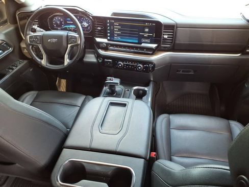 Used 2022 Chevrolet Silverado 1500 LT Trail Boss w/ LT Trail Boss Premium Package AWD/4WD image 18