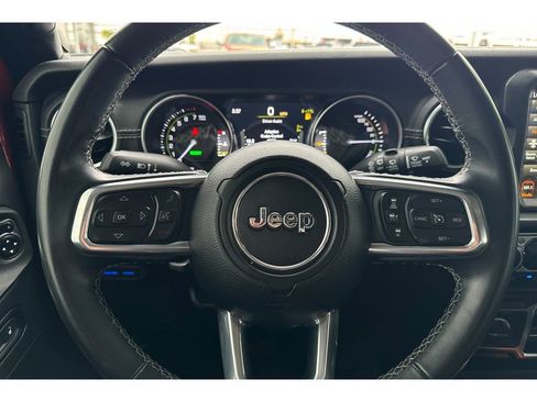 Used 2021 Jeep Wrangler Unlimited Sahara w/ Safety Group image 25