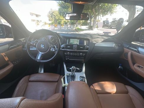 Used 2018 BMW X4 M40i AWD/4WD image 5