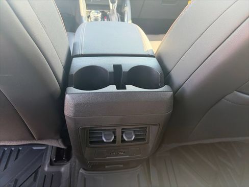 New 2026 GMC Canyon AT4 AWD/4WD image 13
