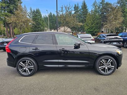 Used 2019 Volvo XC60 T5 Momentum w/ Protection Package Premier