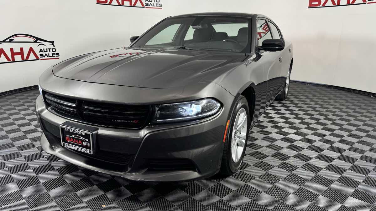 Used 2023 Dodge Charger SXT RWD image 3