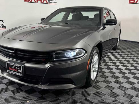 Used 2023 Dodge Charger SXT RWD image 3