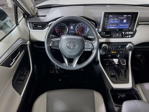 Certified 2019 Toyota RAV4 XLE Premium w/ Advanced Technology Package image 21