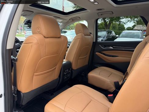 Used 2019 Buick Enclave Premium w/ Experience Buick Package AWD/4WD image 13