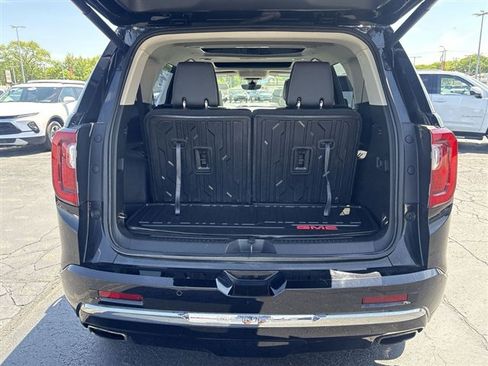 Used 2023 GMC Acadia Denali w/ Denali Technology Package AWD/4WD image 26