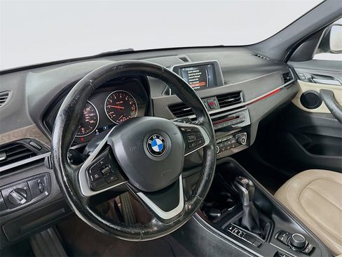 Used 2017 BMW X1 sDrive28i image 10