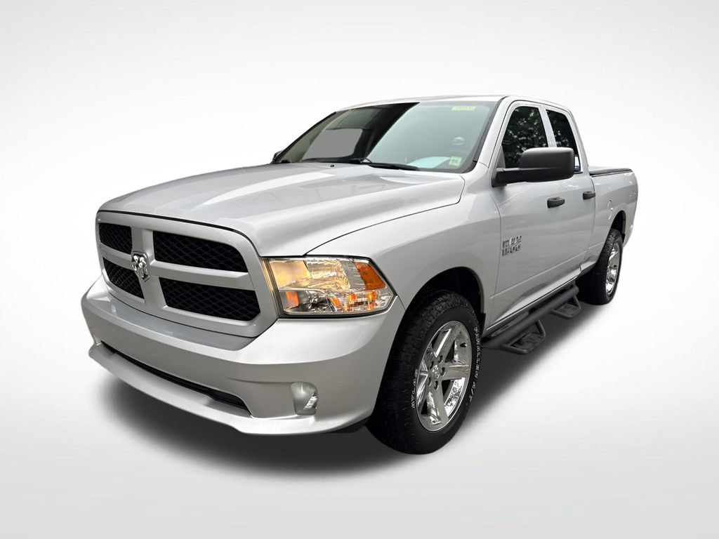 Used 2018 RAM 1500 Express w/ Express Value Package AWD/4WD image 4