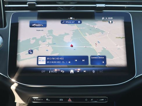 Used 2025 Mercedes-Benz E 450 4MATIC Sedan image 15