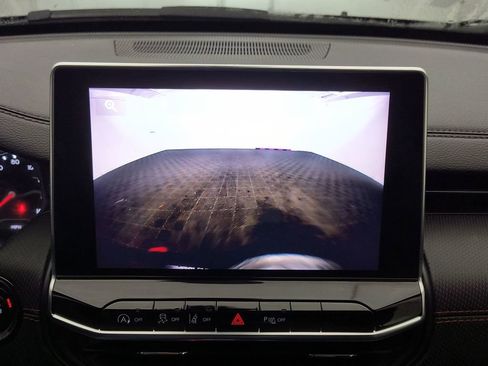 Used 2024 Jeep Compass Trailhawk image 24