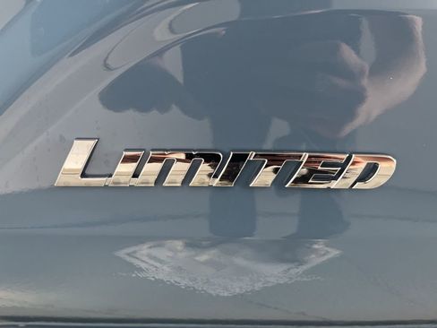 New 2026 Toyota Tacoma Limited AWD/4WD image 38