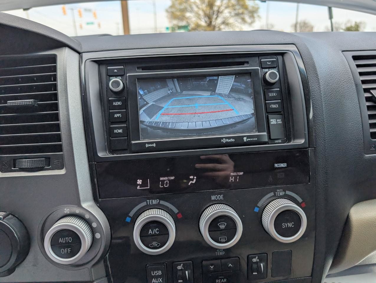 Used 2016 Toyota Sequoia SR5 RWD image 21