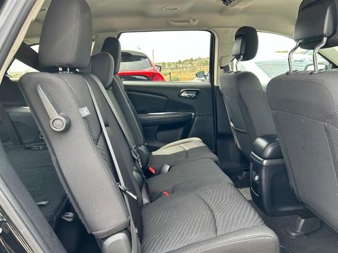 Used 2018 Dodge Journey SXT w/ Connectivity Group FWD image 29