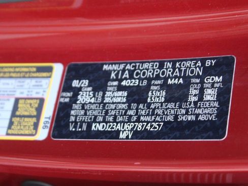 Used 2023 Kia Soul LX w/ LX Technology Package image 17