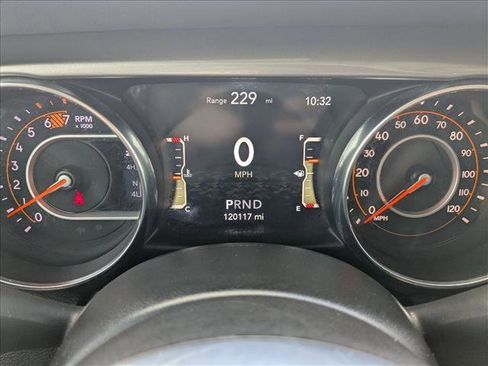 Used 2020 Jeep Wrangler Unlimited Sahara AWD/4WD image 11