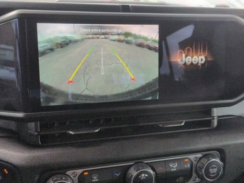 Used 2025 Jeep Wrangler Unlimited Sport AWD/4WD image 22