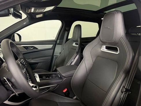 New 2026 Jaguar F-PACE R-Dynamic S image 5