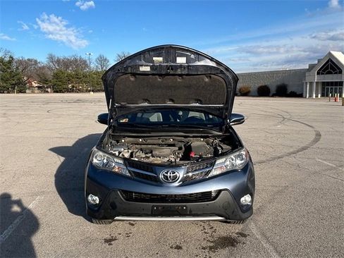 Used 2013 Toyota RAV4 XLE image 12