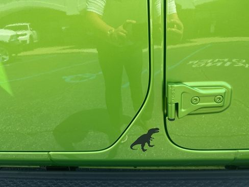 New 2025 Jeep Gladiator Sport image 16