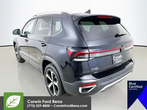 Used 2025 Volkswagen Taos SEL image 5