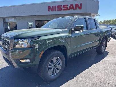 New 2025 Nissan Frontier SV w/ SV Convenience Package