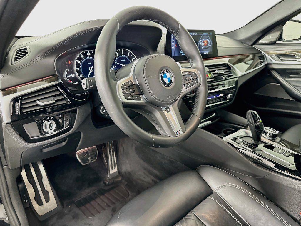 Used 2018 BMW M550i xDrive AWD/4WD image 9
