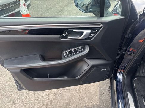 Used 2021 Porsche Macan S AWD/4WD image 33