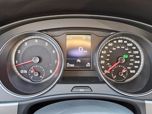 Used 2021 Volkswagen Atlas Cross Sport S image 18