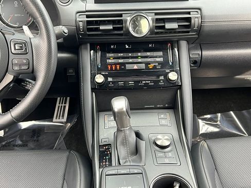 Used 2023 Lexus IS 350 F Sport image 12