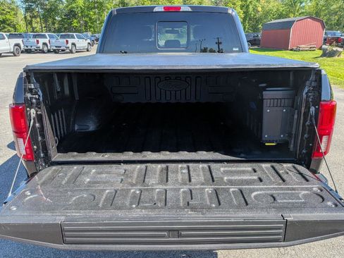 Used 2019 Ford F150 Lariat w/ Equipment Group 502A Luxury AWD/4WD image 10