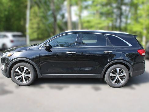 Used 2016 Kia Sorento EX image 5