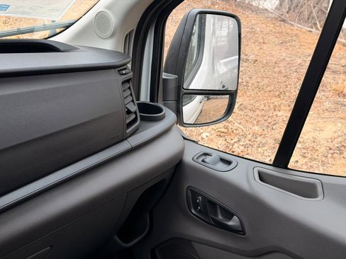 New 2026 Ford Transit 250 148 Medium Roof Extended AWD image 34