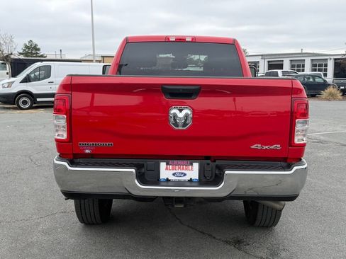 Used 2024 RAM 2500 Big Horn w/ Bed Utility Group AWD/4WD image 4