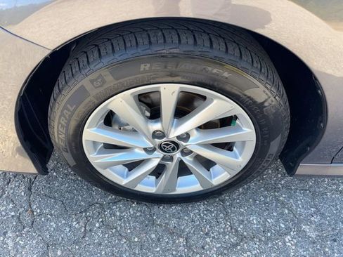Used 2024 Toyota Camry LE image 12