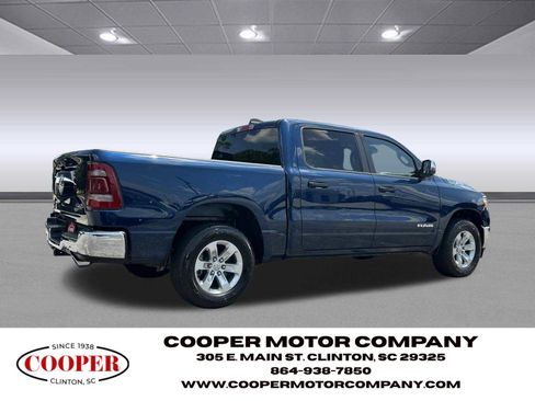 Used 2024 RAM 1500 Laramie AWD/4WD image 5