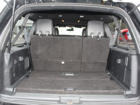 Used 2016 Ford Expedition EL Platinum image 22